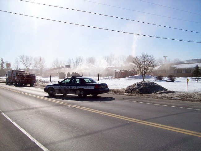 Farmington Motel Structure Fire 02-18-2009 007_650x487